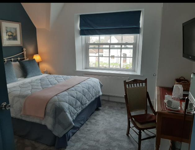The Bell At Old Sodbury Hotel Chipping Sodbury Bagian luar foto